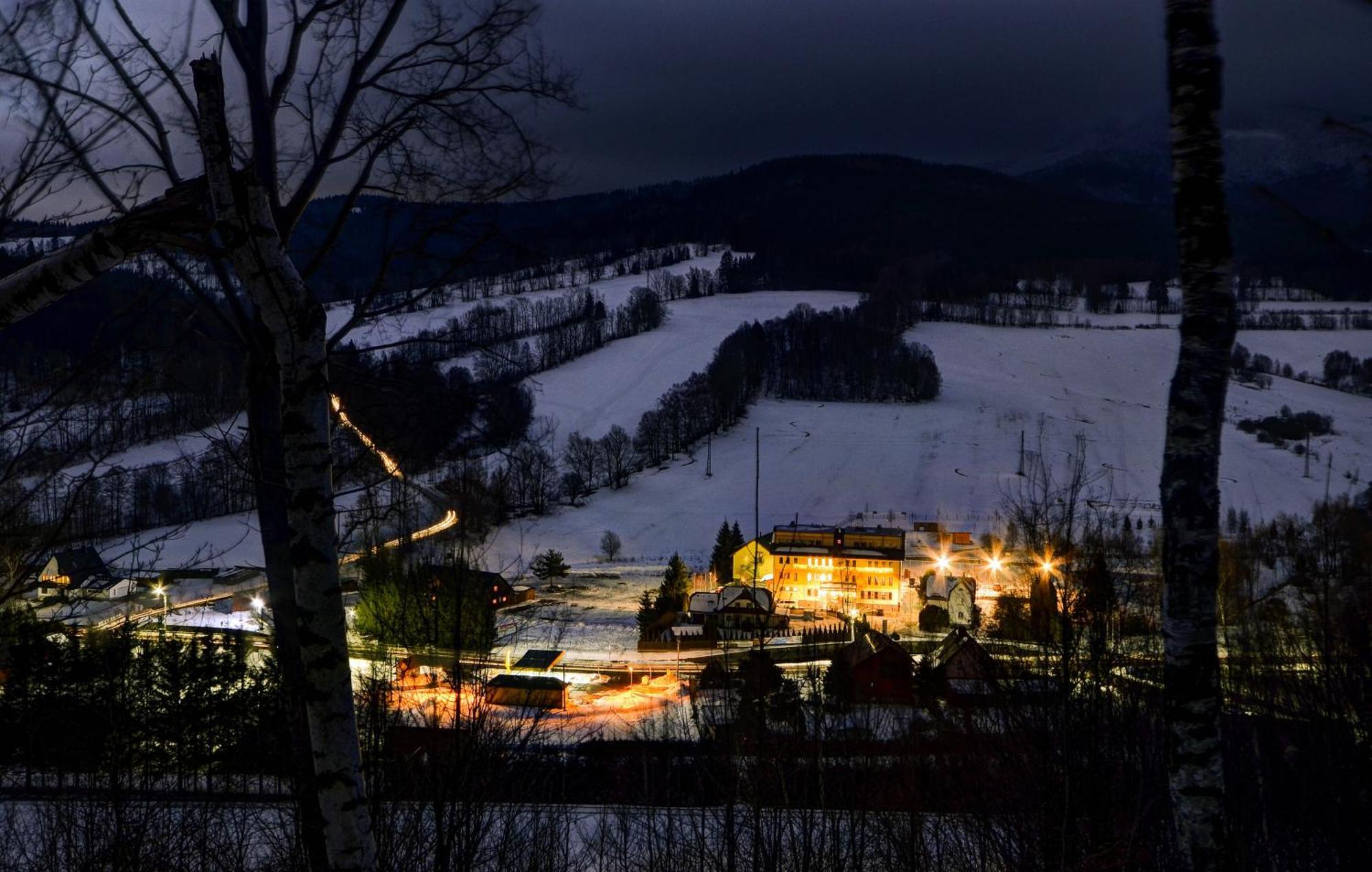 Hotel Helios Lipová-lázně Dış mekan fotoğraf