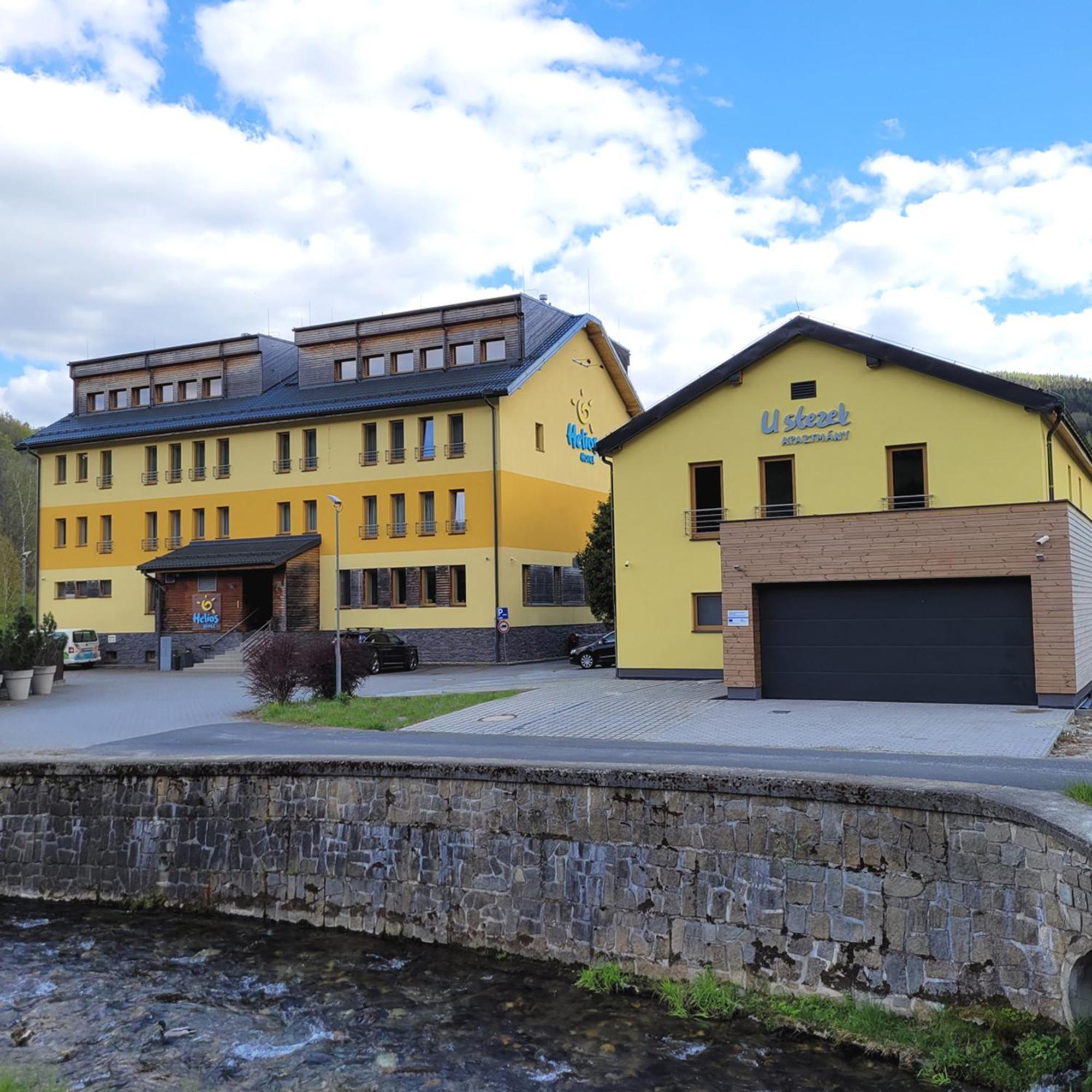 Hotel Helios Lipová-lázně Dış mekan fotoğraf